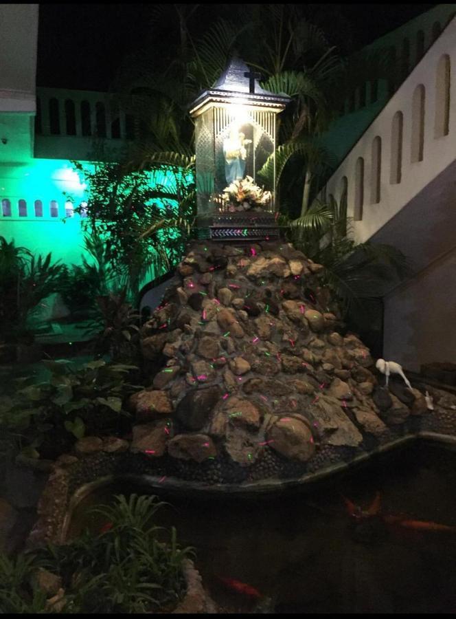 Hotel Silver Sands Negombo Exterior photo